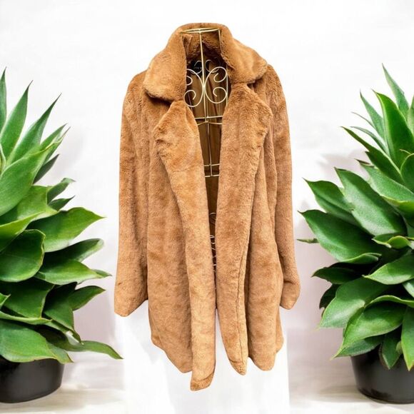 Love Tree Teddy Coat Size Medium M Tan Brown Sherpa Bohemian Faux Fur mob wife - Picture 1 of 16